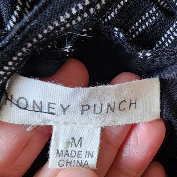 Honey Punch Tie Front Romper Black White Stripe Womens Medium M Adjustable Strap - Picture 12 of 14